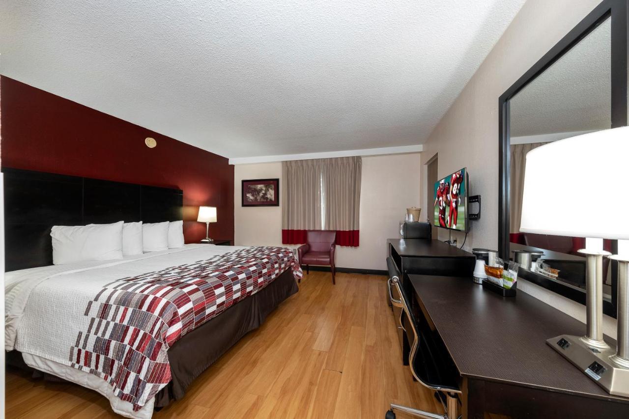 Red Roof Inn Lumberton Exterior photo